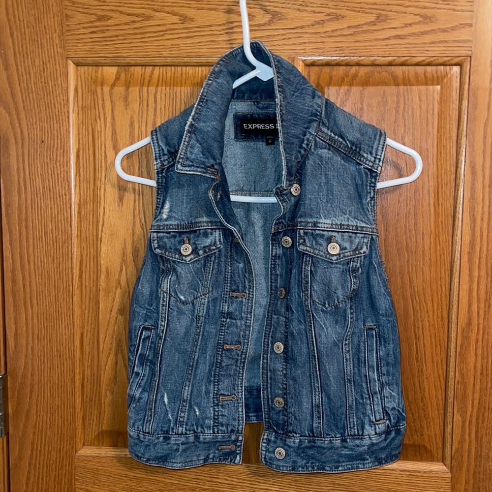 jean vest